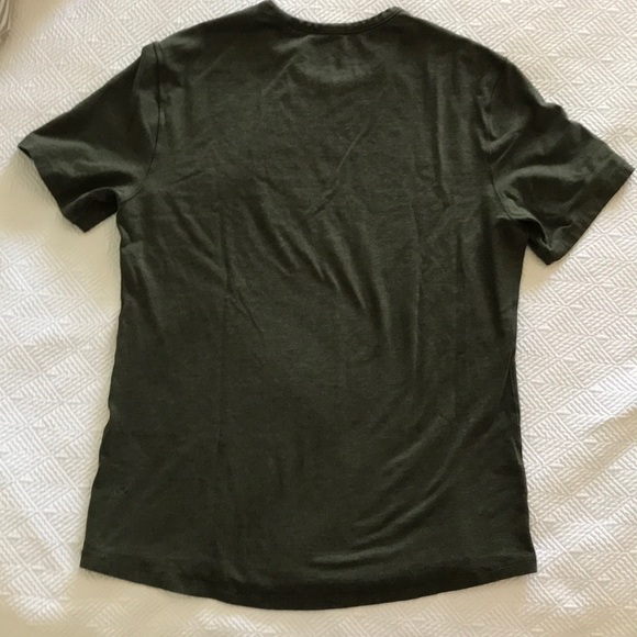 Lululemon 5 year tee green large - Picture 2 of 3